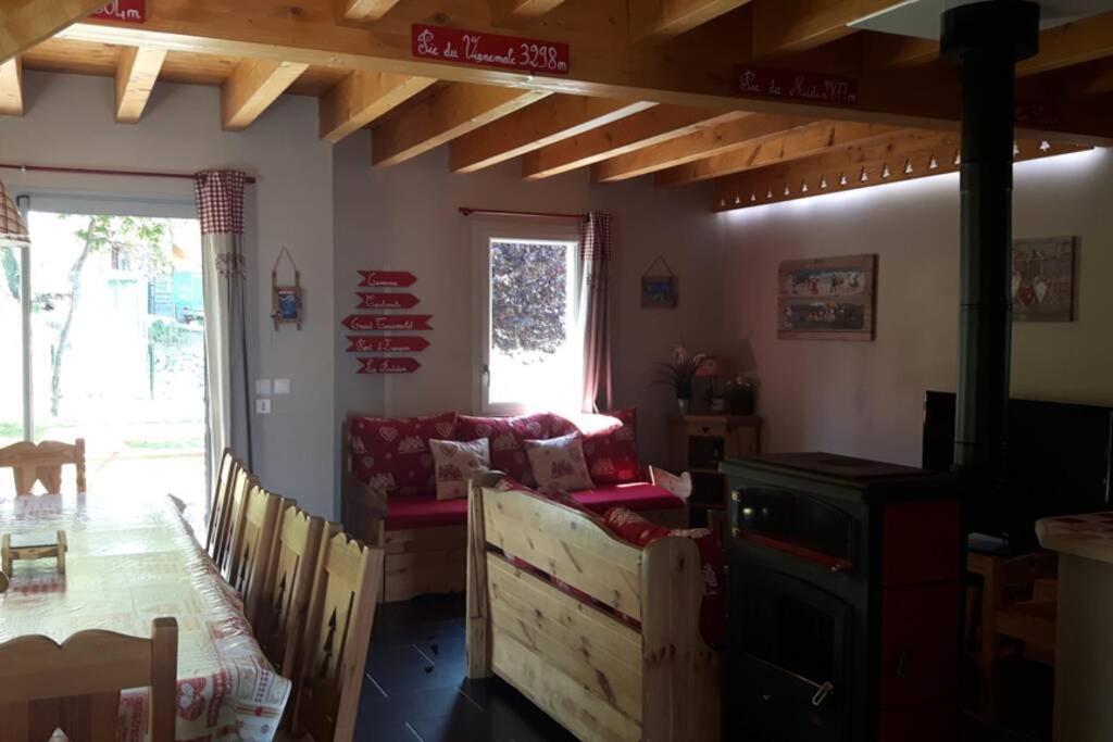 Chalet Toy Villa Luz-Saint-Sauveur Exterior photo
